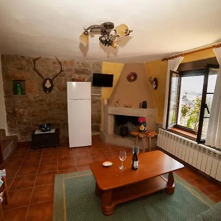 Casa Campu 1 Holiday home *